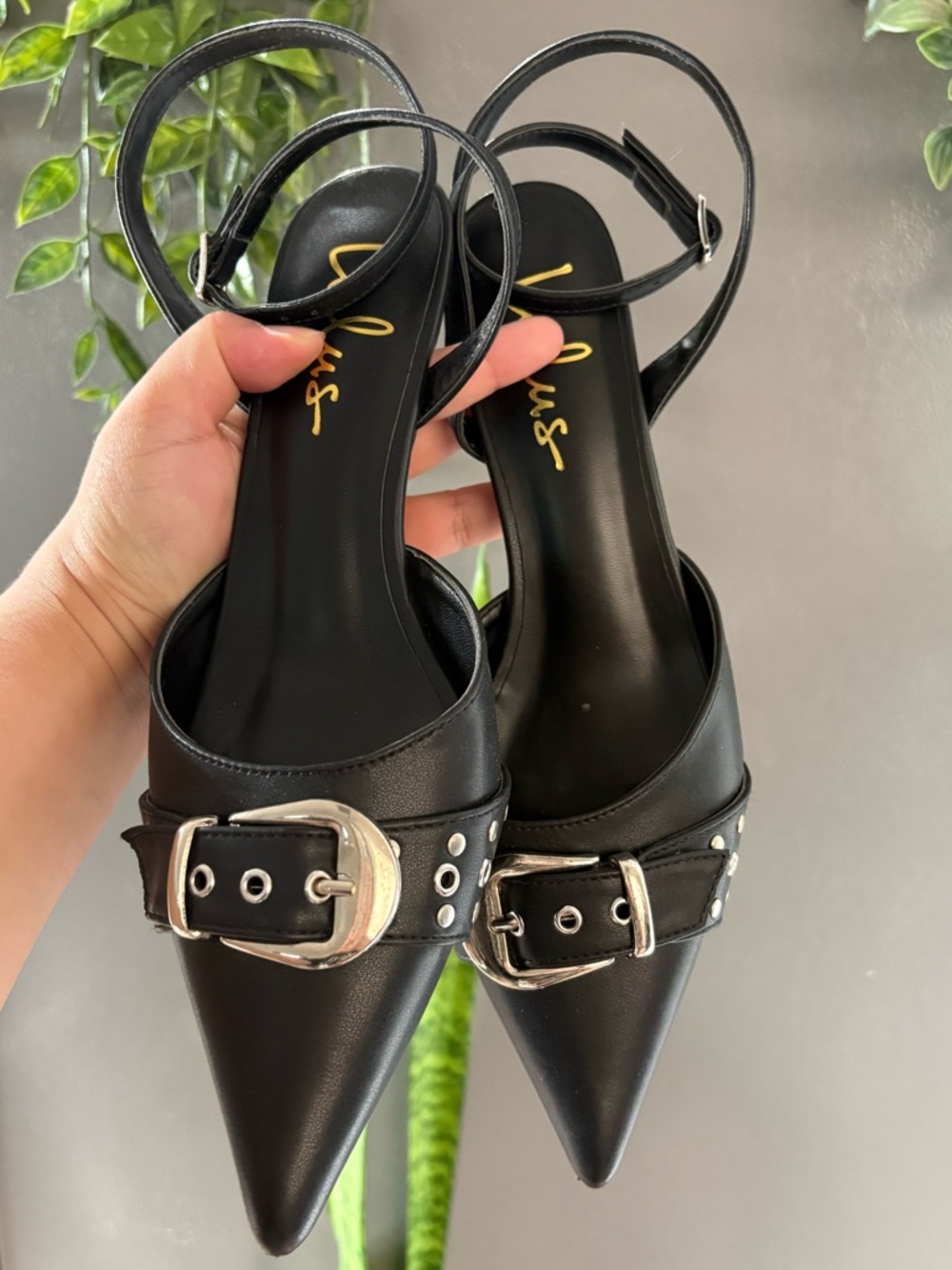 Lulus kitten heels in size 7.5